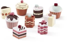 Nio verklighetstrogna bakelser i trä för kreativa kafé- och baklekar.