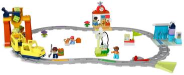 LEGO DUPLO Pendeltåg som tränar fantasi och finmotorik.