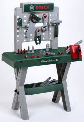 Leksaksarbetsbänk med verktyg för barn som gillar att bygga och fixa.